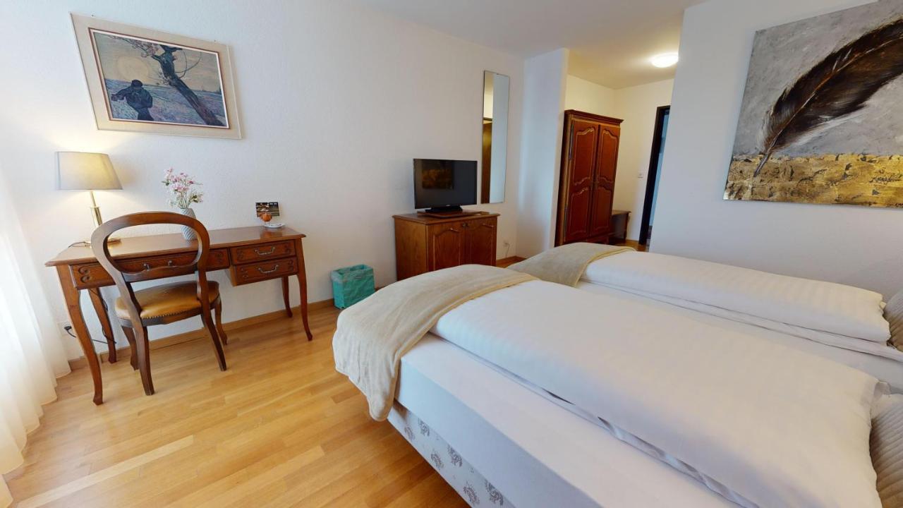Hotel Du Grand-Pre Marly-le-Grand Kültér fotó